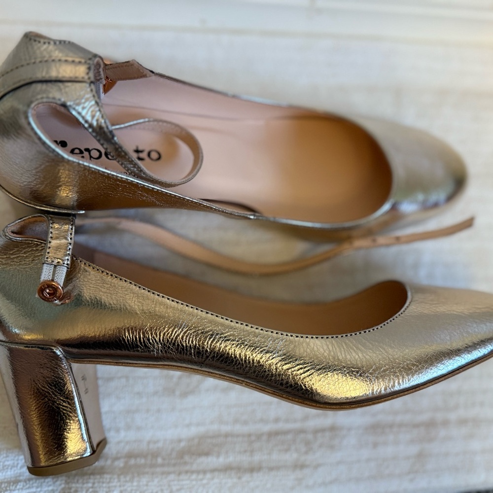 Repetto Gold Slingback Heels with Block Heel